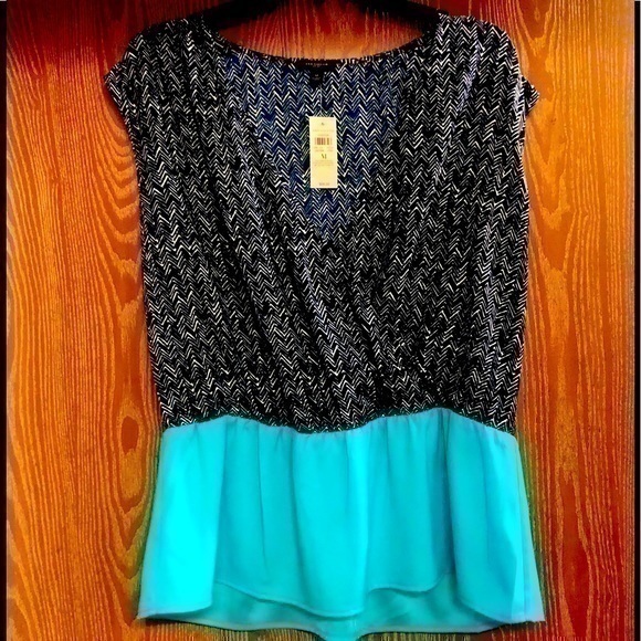 Ann Taylor size medium top - Picture 1 of 9